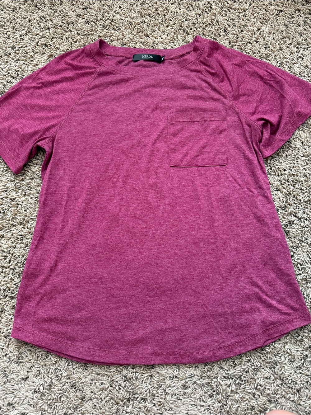 Mirol Women's Short Sleeve Pocket Tee in Berry
